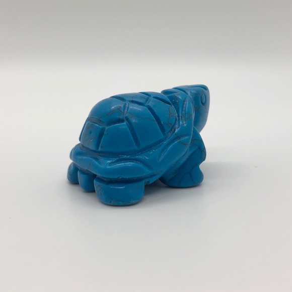 Blue Turquoise Turtle Necklace W/ Stone Figurine - Picture 7 of 7